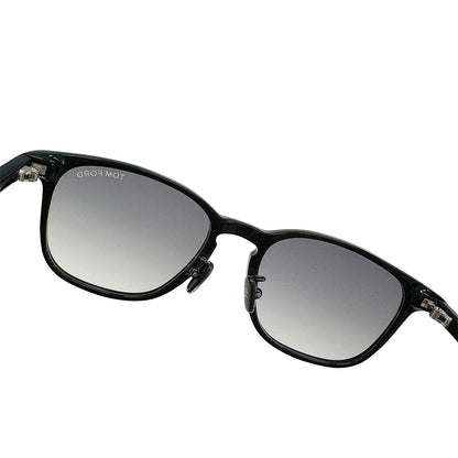TOM FORD トムフォード サングラス ブラック TF1048－D レディース メンズ 【中古】