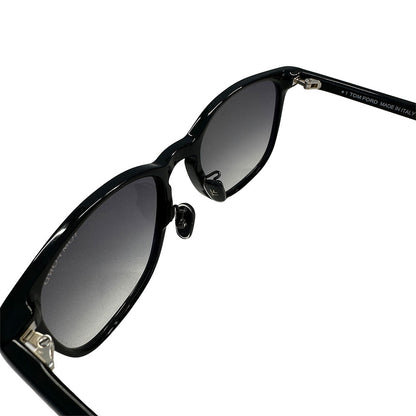 TOM FORD トムフォード サングラス ブラック TF1048－D レディース メンズ 【中古】