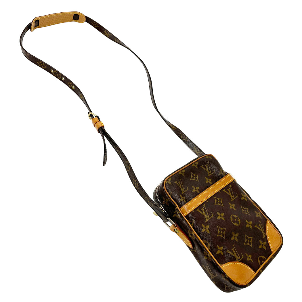 LOUIS VUITTON ルイ・ヴィトン ダヌーブ ショルダーバッグ モノグラム ブラウン M45266 レディース メンズ 【中古】