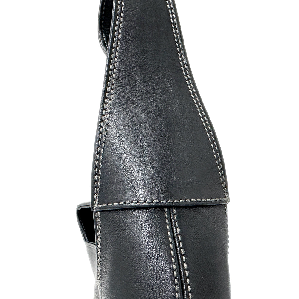 Ferragamo フェラガモ ショルダーバッグ ガンチーニ ブラック レザー レディース 【中古】