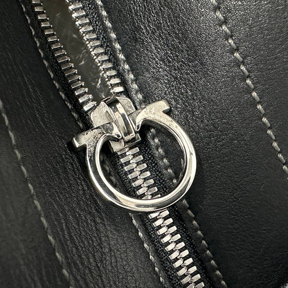 Ferragamo フェラガモ ショルダーバッグ ガンチーニ ブラック レザー レディース 【中古】