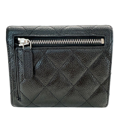 CHANEL シャネル 二つ折り財布 マトラッセ ブラック シルバー金具 キャビアスキン レディース 【中古】