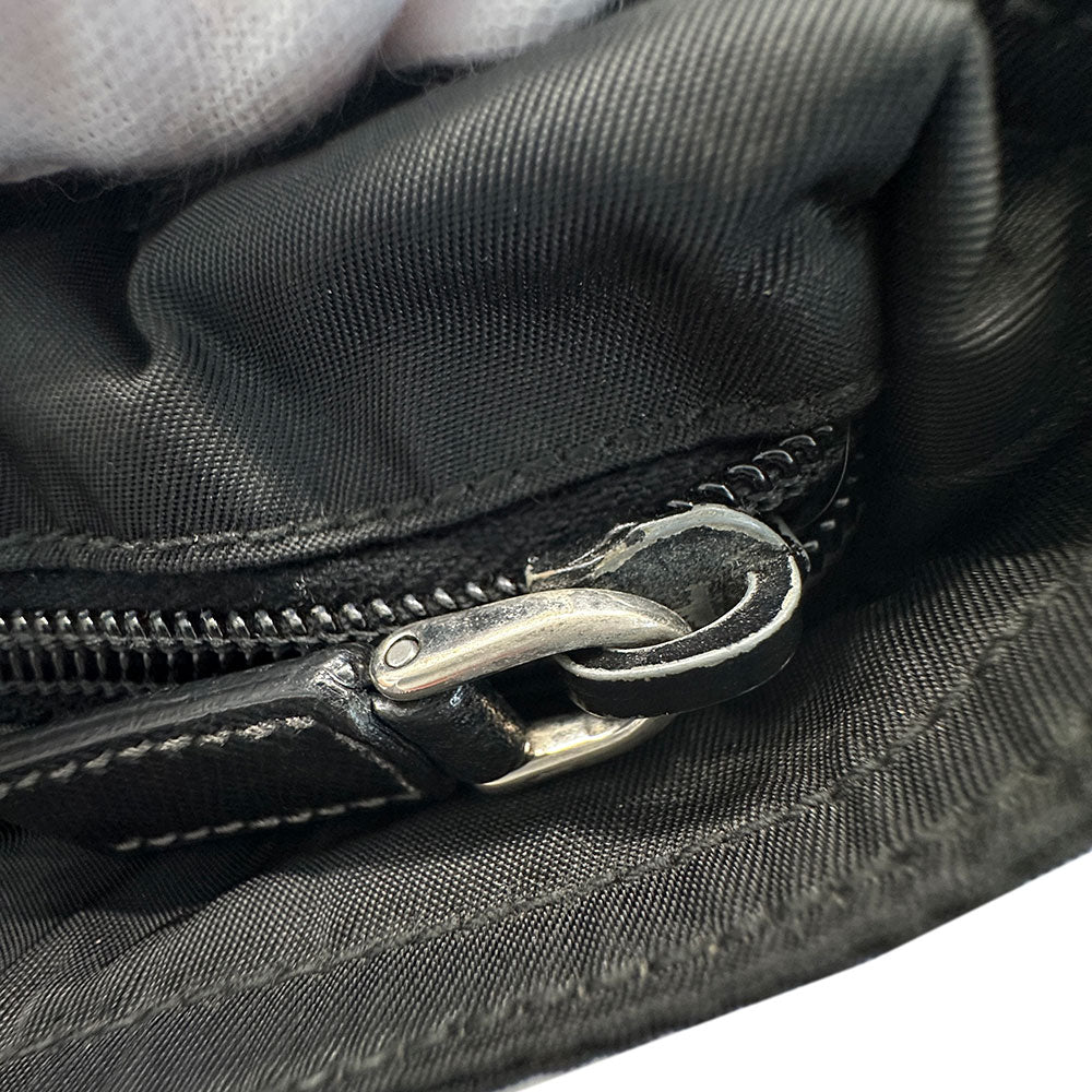 PRADA プラダ ショルダーバッグ ブラック ナイロン メンズ 【中古】