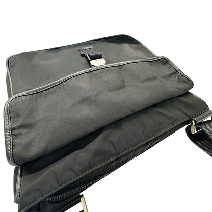 PRADA プラダ ショルダーバッグ ブラック ナイロン メンズ 【中古】