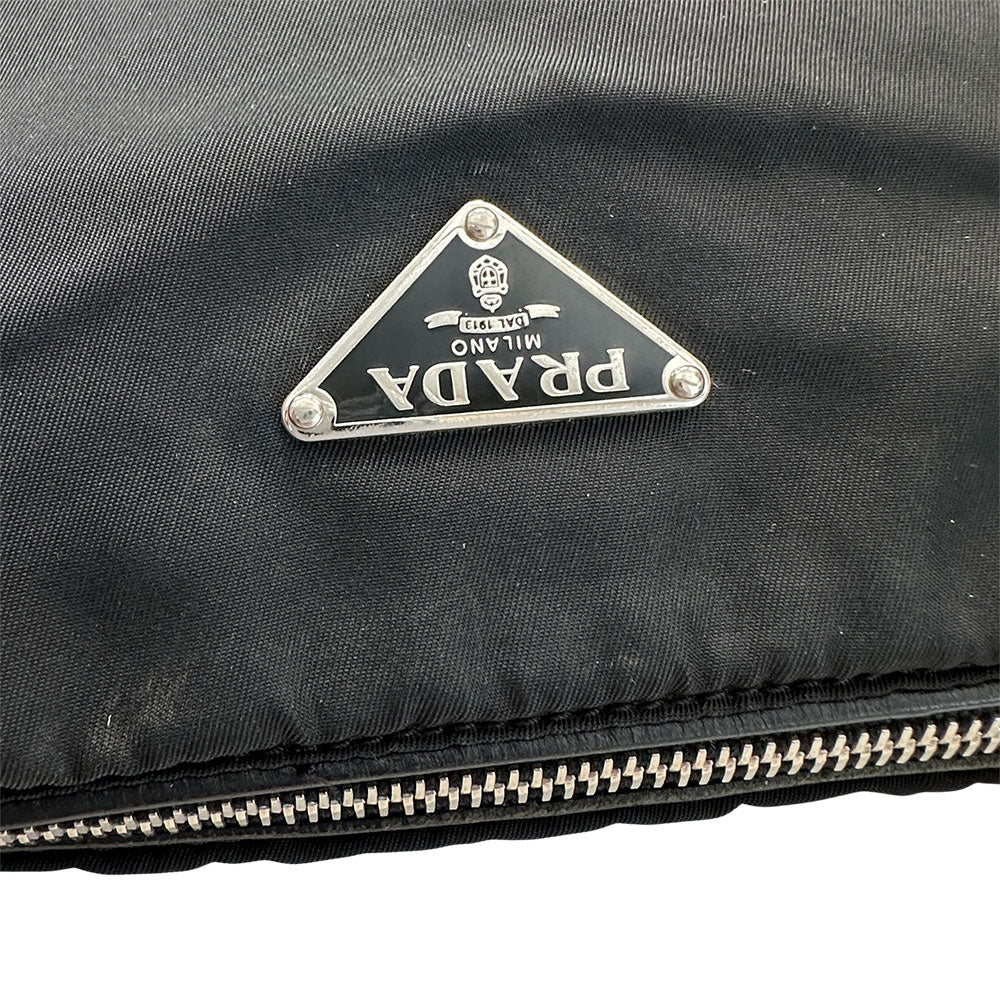 PRADA プラダ ショルダーバッグ ブラック ナイロン メンズ 【中古】