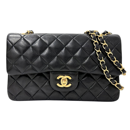 CHANEL シャネル ショルダーバッグ マトラッセ 25 ブラック ゴールド金具 ラムスキン レディース 【中古】