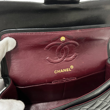 CHANEL シャネル ショルダーバッグ マトラッセ 25 ブラック ゴールド金具 ラムスキン レディース 【中古】