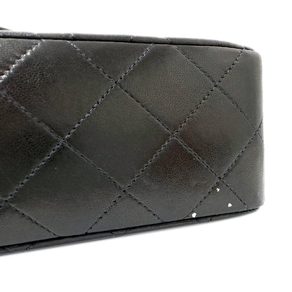 CHANEL シャネル ショルダーバッグ マトラッセ 25 ブラック ゴールド金具 ラムスキン レディース 【中古】