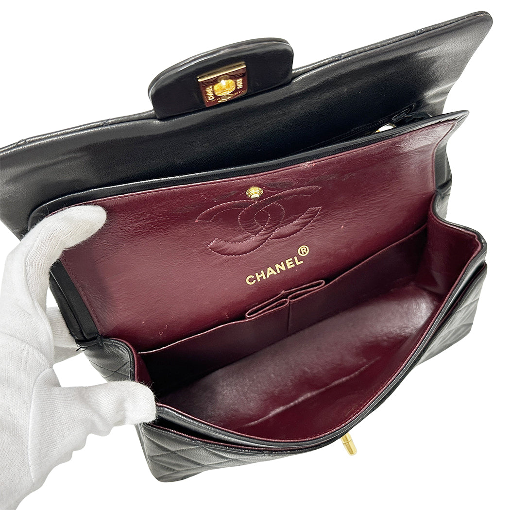 CHANEL シャネル ショルダーバッグ マトラッセ 25 ブラック ゴールド金具 ラムスキン レディース 【中古】