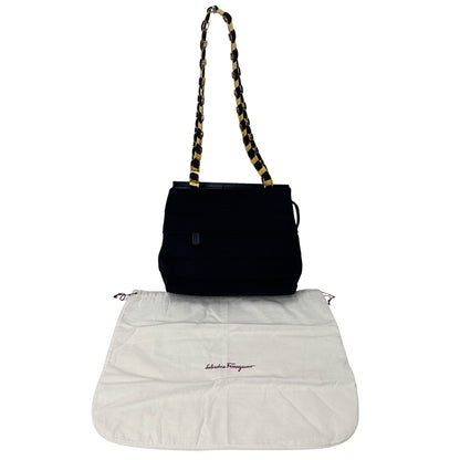 Ferragamo フェラガモ ショルダーバッグ ヴァラ ブラック ゴールド金具 ナイロン レディース 【中古】