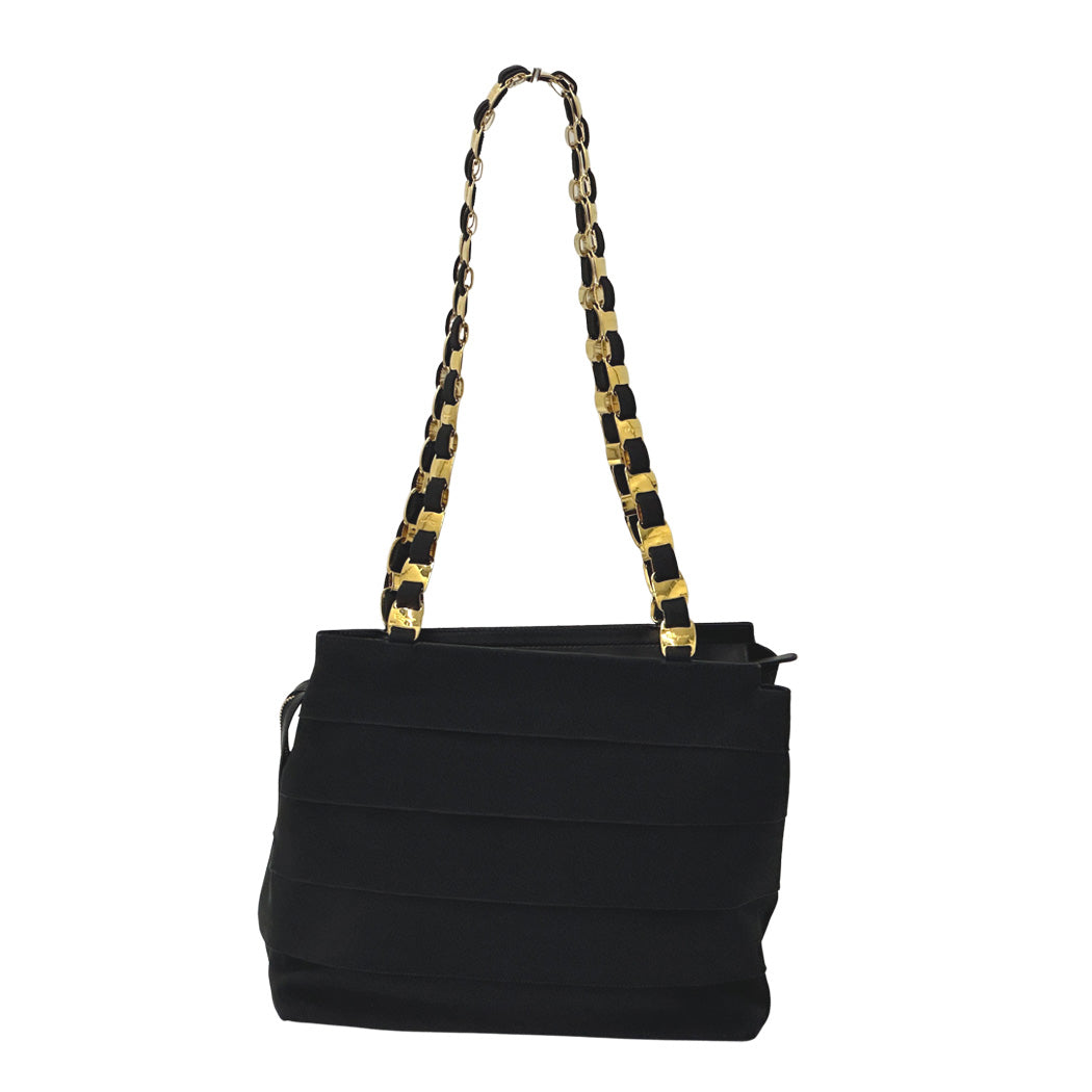 Ferragamo フェラガモ ショルダーバッグ ヴァラ ブラック ゴールド金具 ナイロン レディース 【中古】