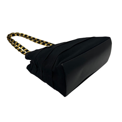 Ferragamo フェラガモ ショルダーバッグ ヴァラ ブラック ゴールド金具 ナイロン レディース 【中古】