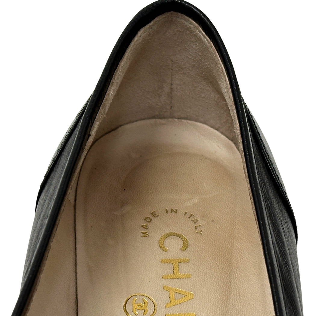 CHANEL シャネル ローファー ココマーク ターンロック ブラック 37 23.5cm ゴールド金具 レザー レディース 【中古】