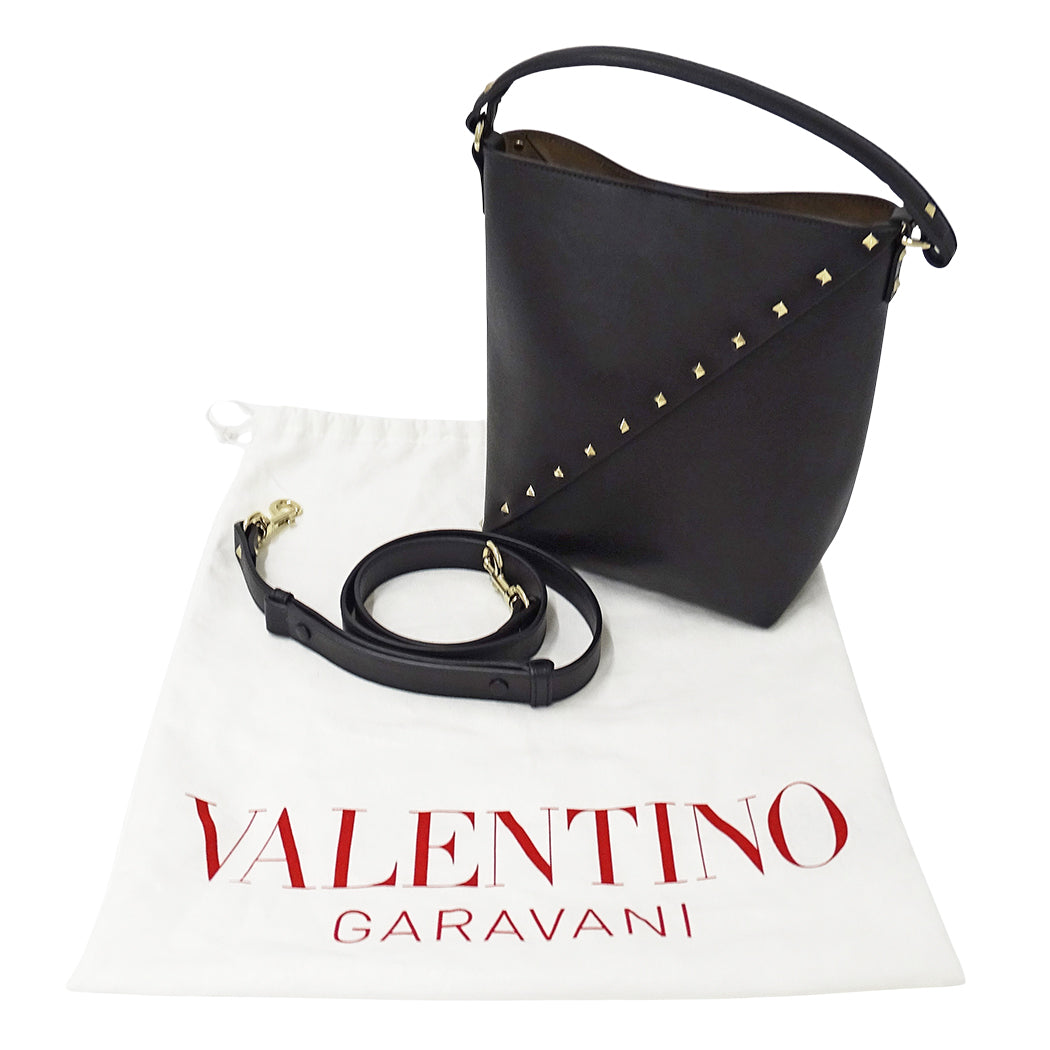 Valentino Garavani ヴァレンティノ・ガラヴァーニ ロックスタッズ ウィスピー バケットバッグ 2wayバッグ ブラック レザー レディース 【中古】