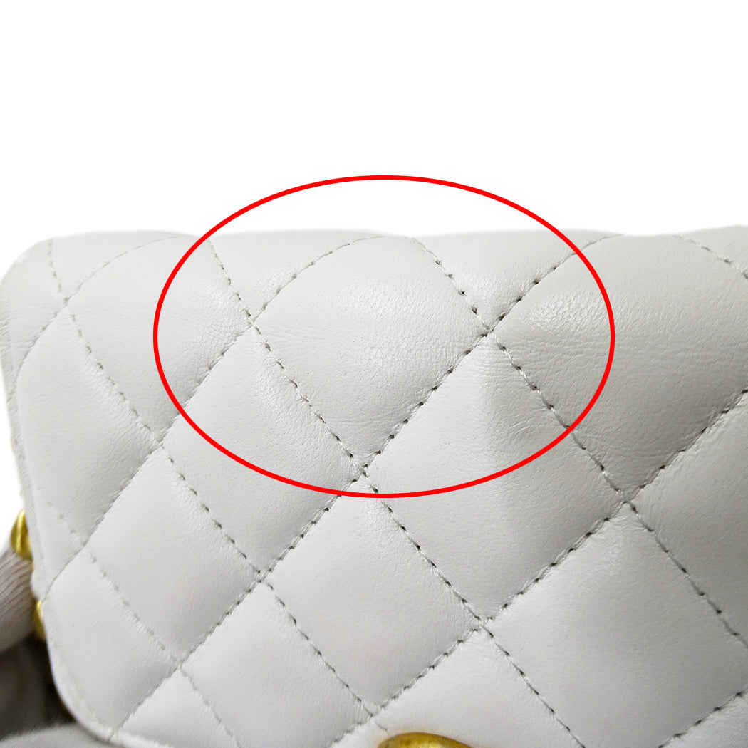 CHANEL シャネル ショルダーバッグ マトラッセ ホワイト ゴールド金具 ラムスキン レディース 【中古】