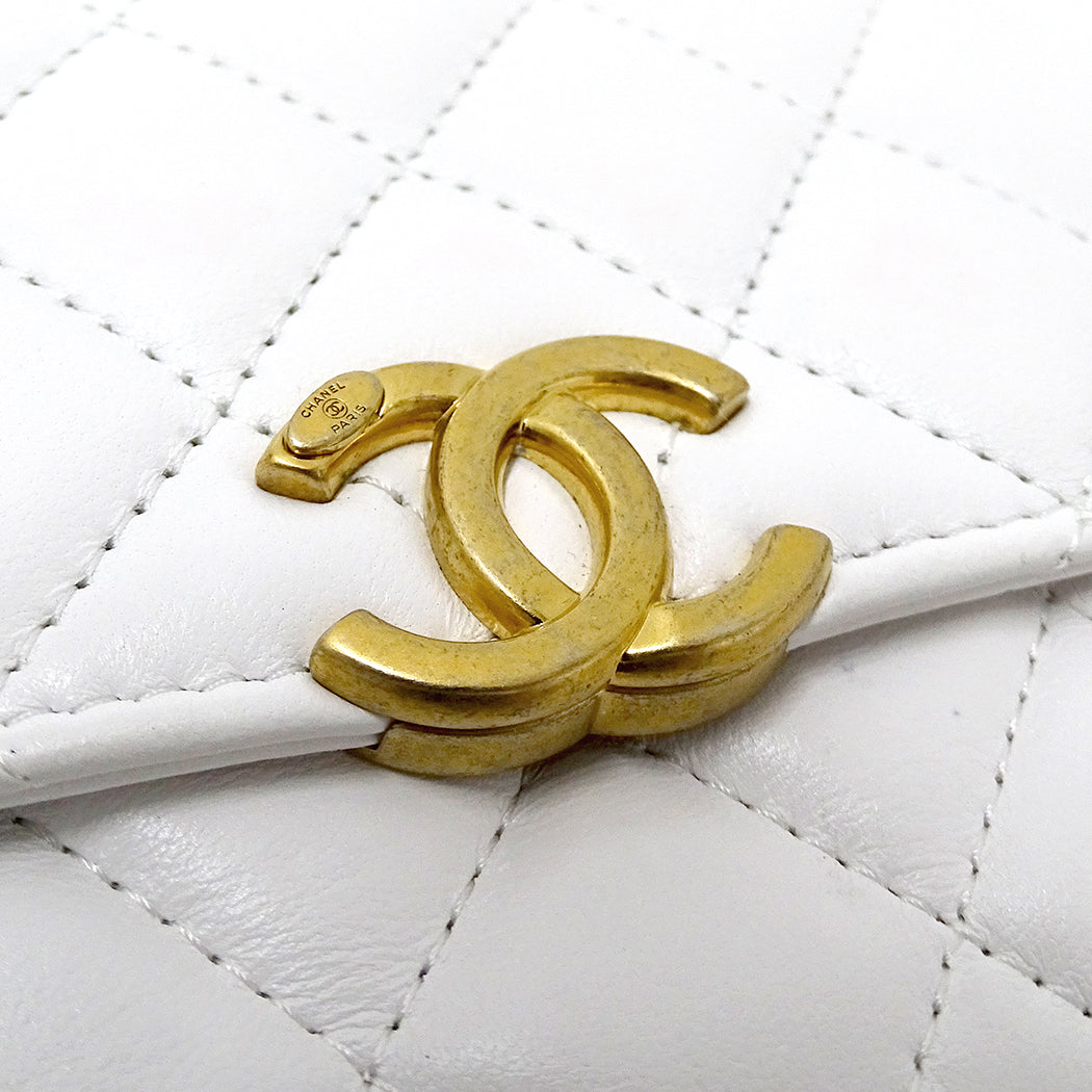 CHANEL シャネル ショルダーバッグ マトラッセ ホワイト ゴールド金具 ラムスキン レディース 【中古】