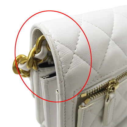 CHANEL シャネル ショルダーバッグ マトラッセ ホワイト ゴールド金具 ラムスキン レディース 【中古】