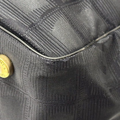 CHANEL シャネル トートバッグ ニュートラベル トートPM ブラック ゴールド金具 ナイロン レディース 【中古】