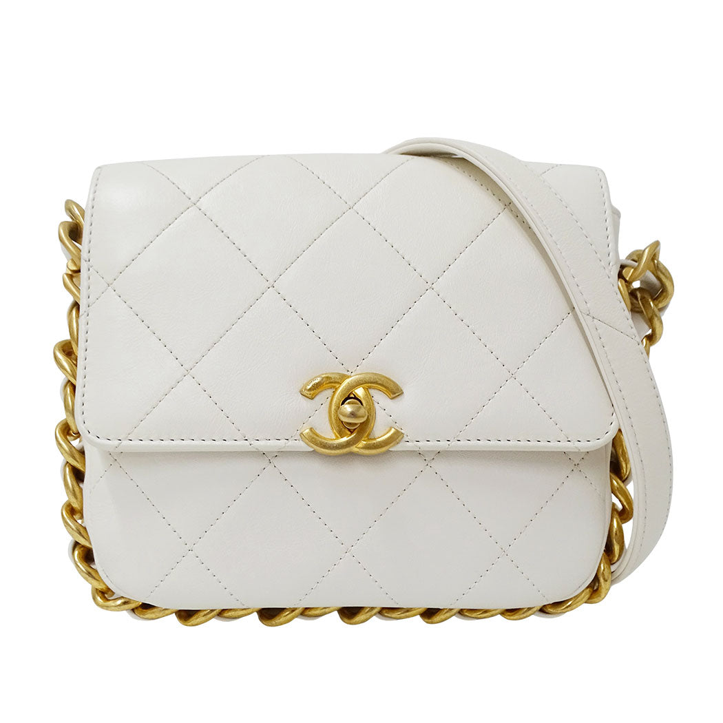 CHANEL シャネル ショルダーバッグ マトラッセ ホワイト ゴールド金具 レザー レディース 【中古】