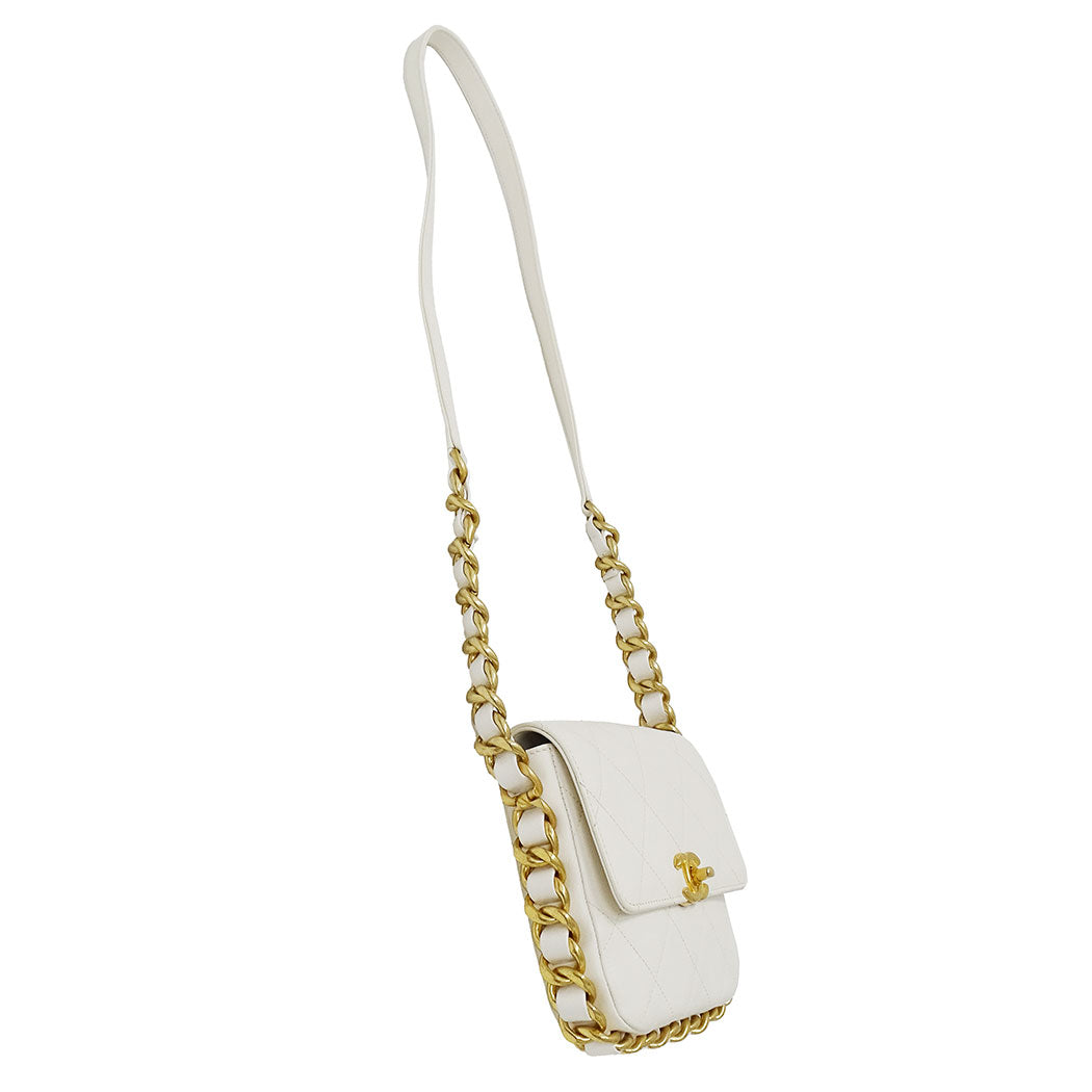 CHANEL シャネル ショルダーバッグ マトラッセ ホワイト ゴールド金具 レザー レディース 【中古】