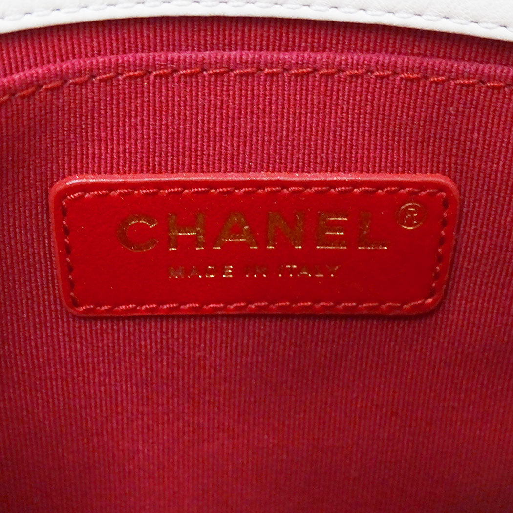 CHANEL シャネル ショルダーバッグ マトラッセ ホワイト ゴールド金具 レザー レディース 【中古】