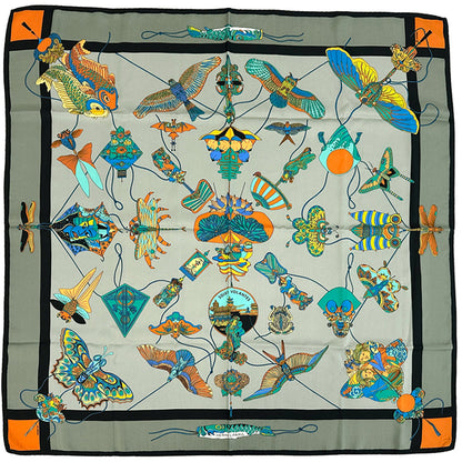 HERMES エルメス カレ90 SOIES VOLANTES 大空に舞う スカーフ グレー ブラック シルク レディース 【中古】