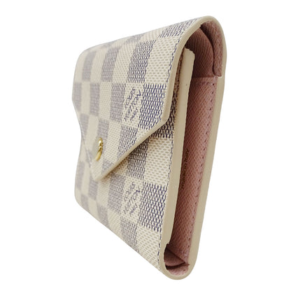 LOUIS VUITTON ルイ・ヴィトン ポルトフォイユ・ヴィクトリーヌ 三つ折り財布 ダミエ アズール アイボリー N64022 ダミエアズールキャンバス レディース 【中古】
