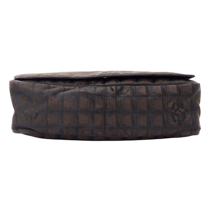 CHANEL シャネル ショルダーバッグ ニュートラベル ブラウン シルバー金具 ナイロン レディース 【中古】
