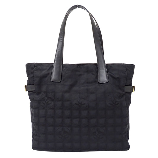 CHANEL シャネル トートバッグ ニュートラベル トートGM ブラック ゴールド金具 ナイロン レディース 【中古】
