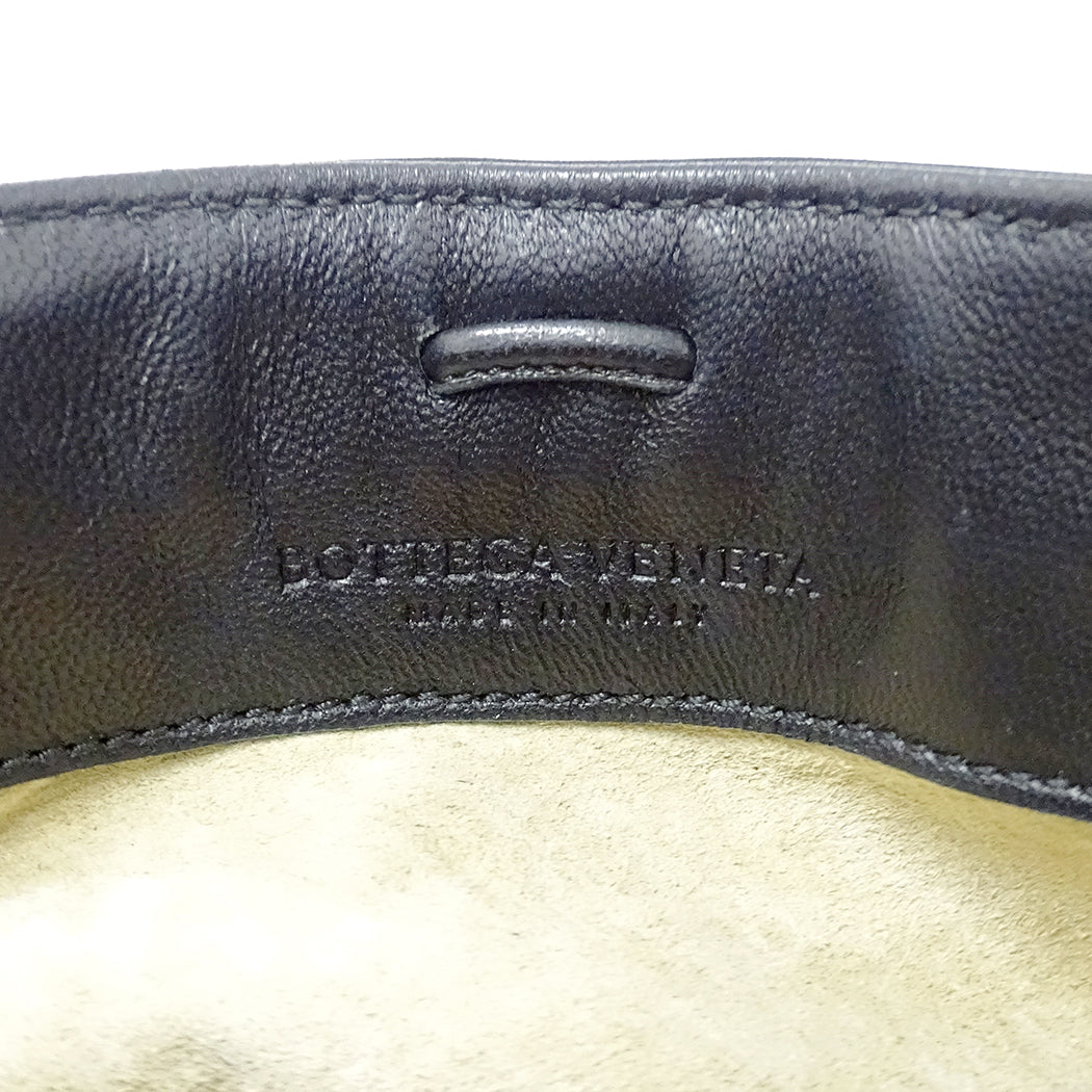 BOTTEGAVENETA ボッテガ・ヴェネタ ハンドバッグ イントレチャート ブラック 120773 レザー レディース 【中古】