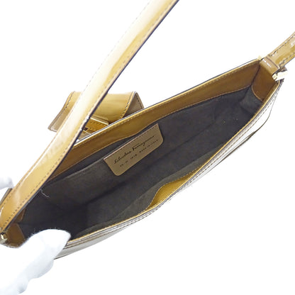 Ferragamo フェラガモ ショルダーバッグ ライトブラウン EE-21 1816 エナメル レディース 【中古】