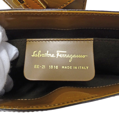 Ferragamo フェラガモ ショルダーバッグ ライトブラウン EE-21 1816 エナメル レディース 【中古】