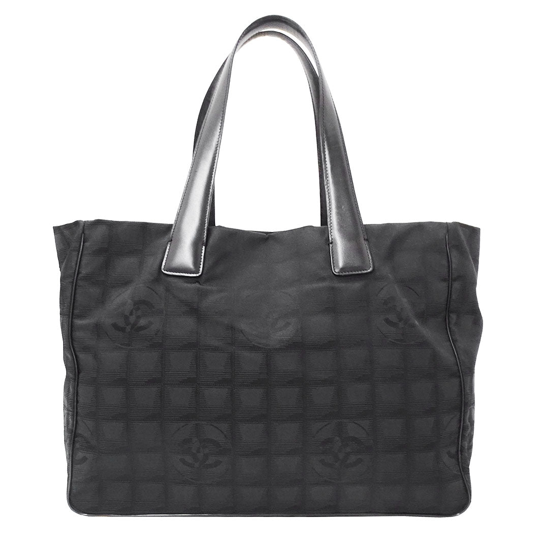 CHANEL シャネル ニュートラベル トートMM トートバッグ ブラック ゴールド金具 ナイロン レディース 【中古】