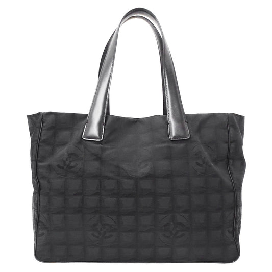 CHANEL シャネル ニュートラベル トートMM トートバッグ ブラック ゴールド金具 ナイロン レディース 【中古】