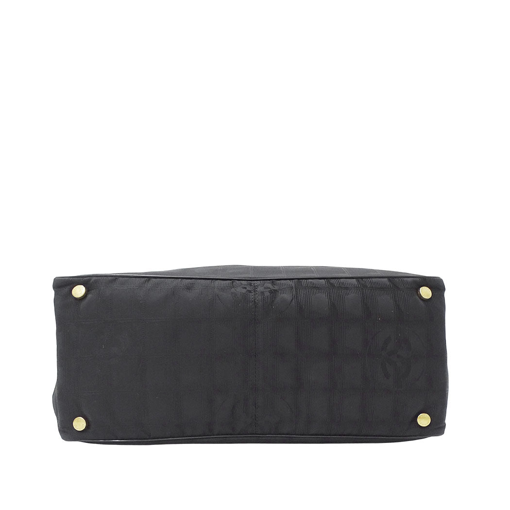 CHANEL シャネル ニュートラベル トートMM トートバッグ ブラック ゴールド金具 ナイロン レディース 【中古】