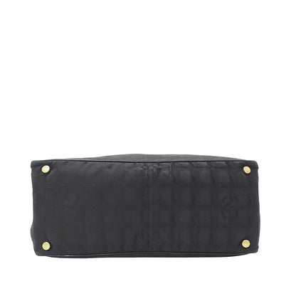 CHANEL シャネル ニュートラベル トートMM トートバッグ ブラック ゴールド金具 ナイロン レディース 【中古】