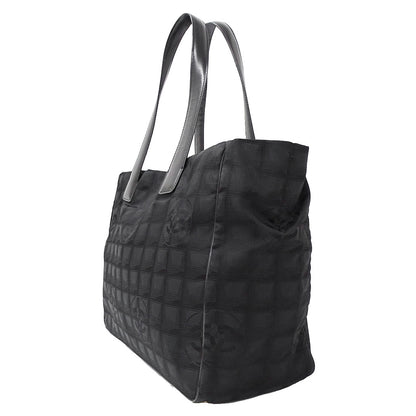 CHANEL シャネル ニュートラベル トートMM トートバッグ ブラック ゴールド金具 ナイロン レディース 【中古】