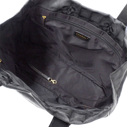 CHANEL シャネル ニュートラベル トートMM トートバッグ ブラック ゴールド金具 ナイロン レディース 【中古】