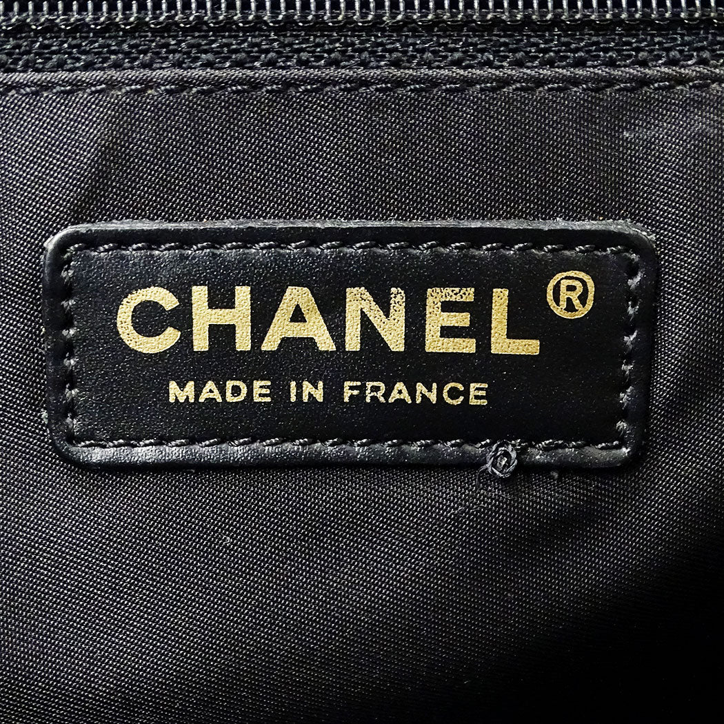 CHANEL シャネル ニュートラベル トートMM トートバッグ ブラック ゴールド金具 ナイロン レディース 【中古】