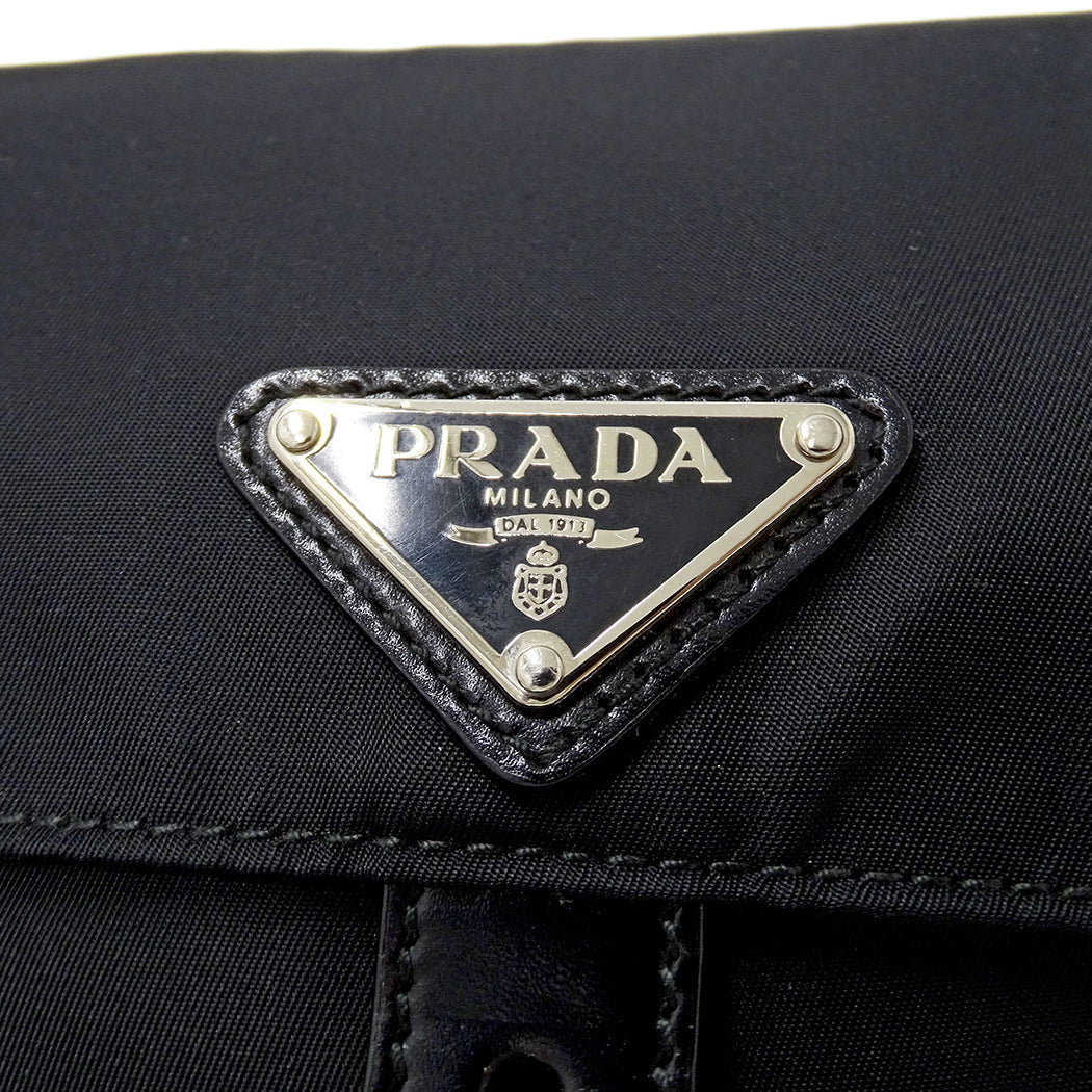 PRADA プラダ ボディ・ウエストバッグ ブラック ナイロン メンズ 【中古】