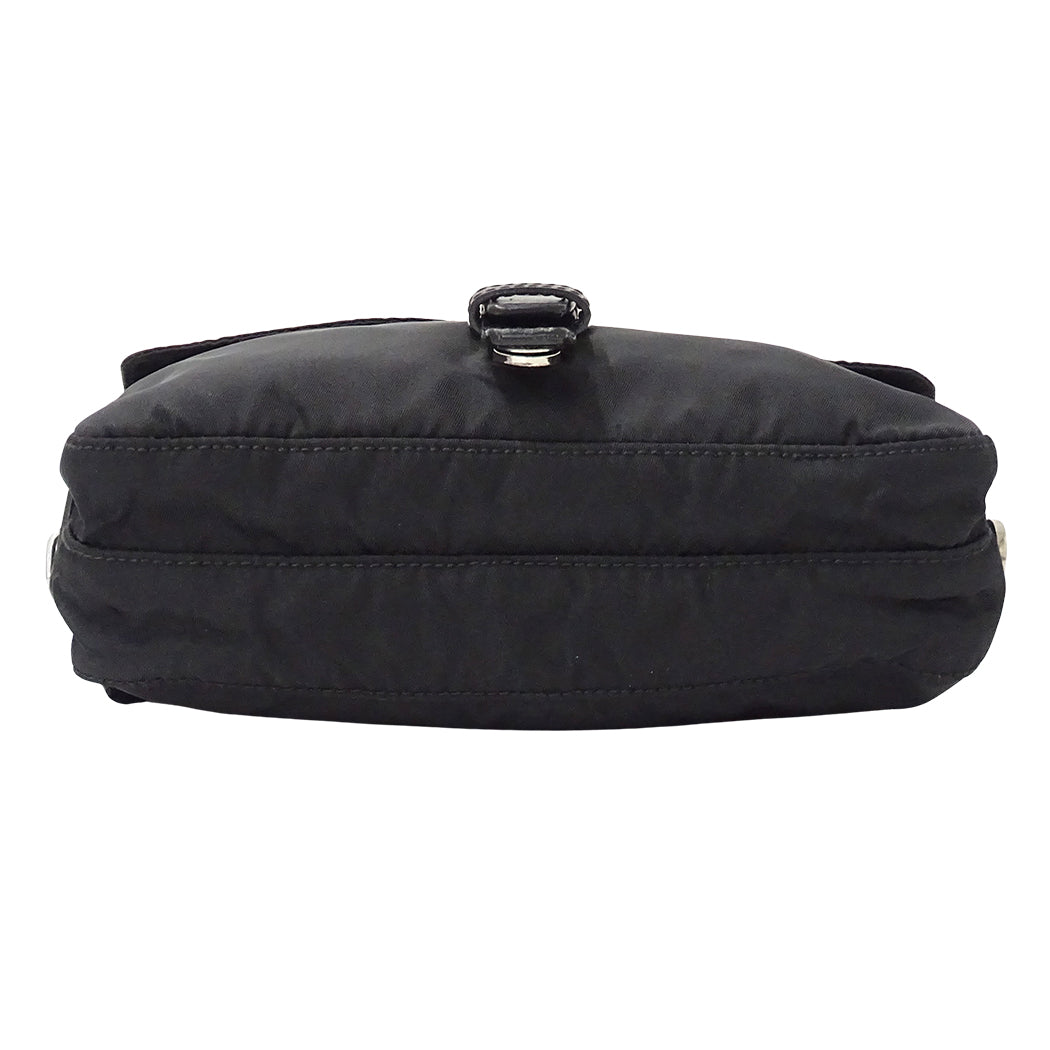 PRADA プラダ ボディ・ウエストバッグ ブラック ナイロン メンズ 【中古】