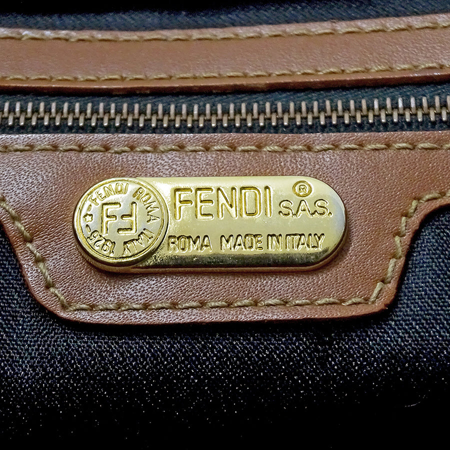 FENDI フェンディ トートバッグ ブラウン カーキ PVC レディース 【中古】