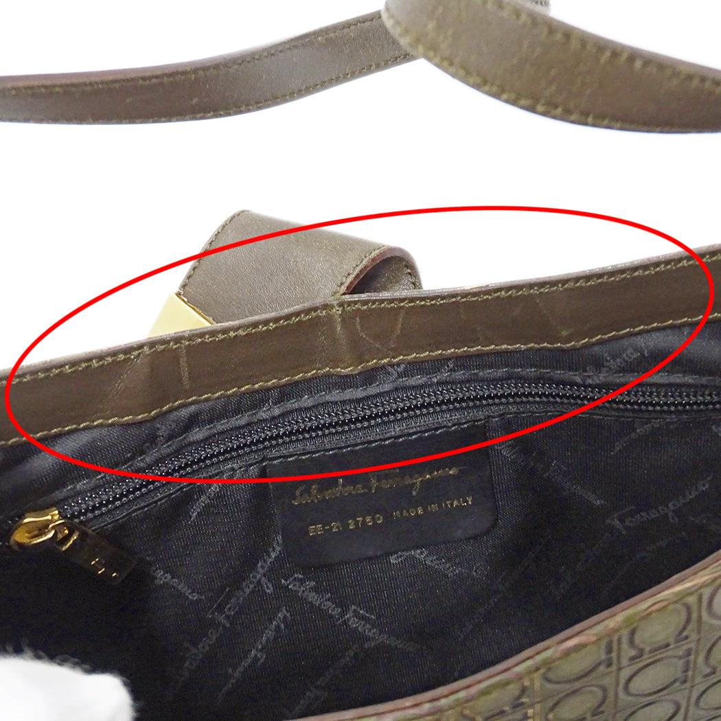 Ferragamo フェラガモ ショルダーバッグ ガンチーニ カーキ レザー レディース 【中古】