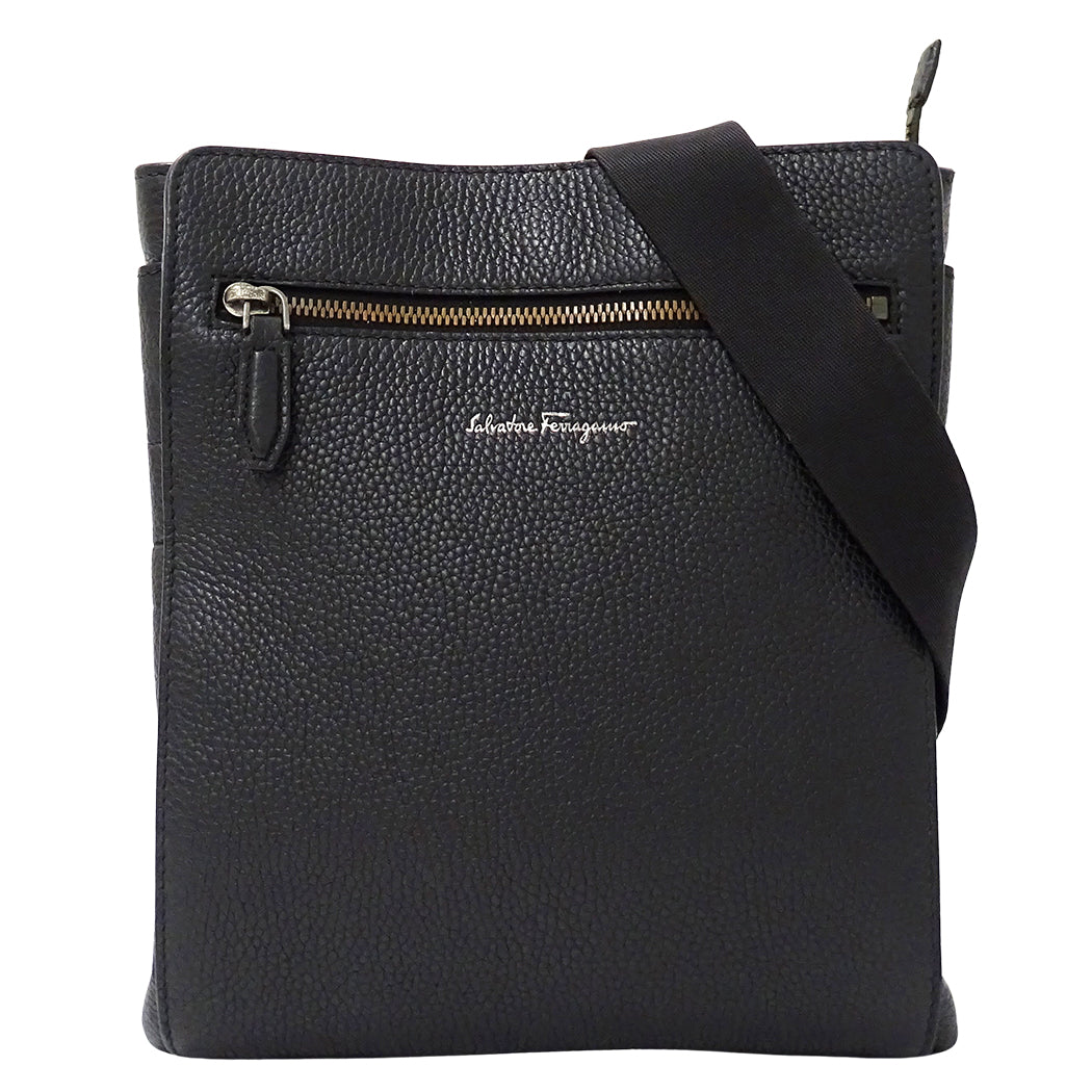 Ferragamo フェラガモ ショルダーバッグ ブラック FZ-24 0471 レザー メンズ 【中古】