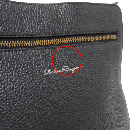 Ferragamo フェラガモ ショルダーバッグ ブラック FZ-24 0471 レザー メンズ 【中古】