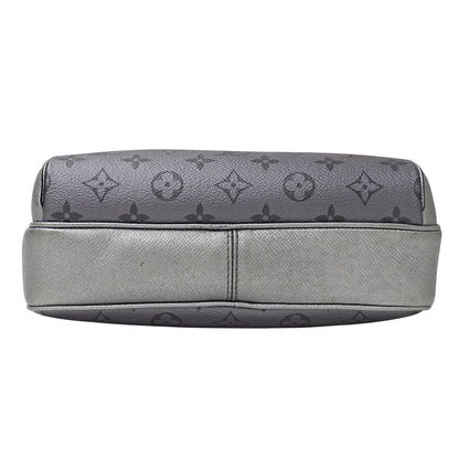 LOUIS VUITTON ルイ・ヴィトン アウトドア メッセンジャー ショルダーバッグ タイガラマ ガンメタル M30830 メンズ 【中古】