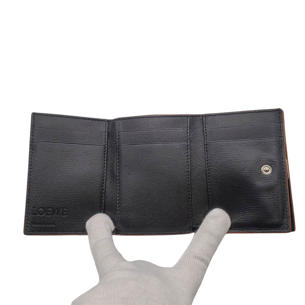 LOEWE ロエベ アナグラム 三つ折り財布 ブラック レザー レディース メンズ 【中古】