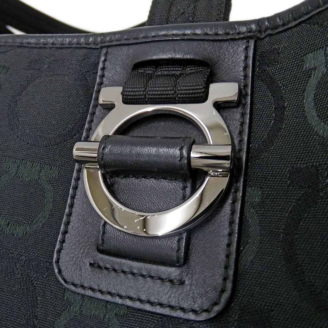 Ferragamo フェラガモ トートバッグ ガンチーニ ブラック AU 21 5763 キャンバス レディース 【中古】