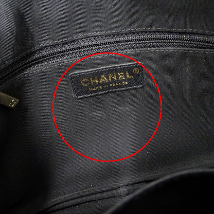 CHANEL シャネル ショルダーバッグ マトラッセ ブラック ゴールド金具 キャビアスキン レディース 【中古】