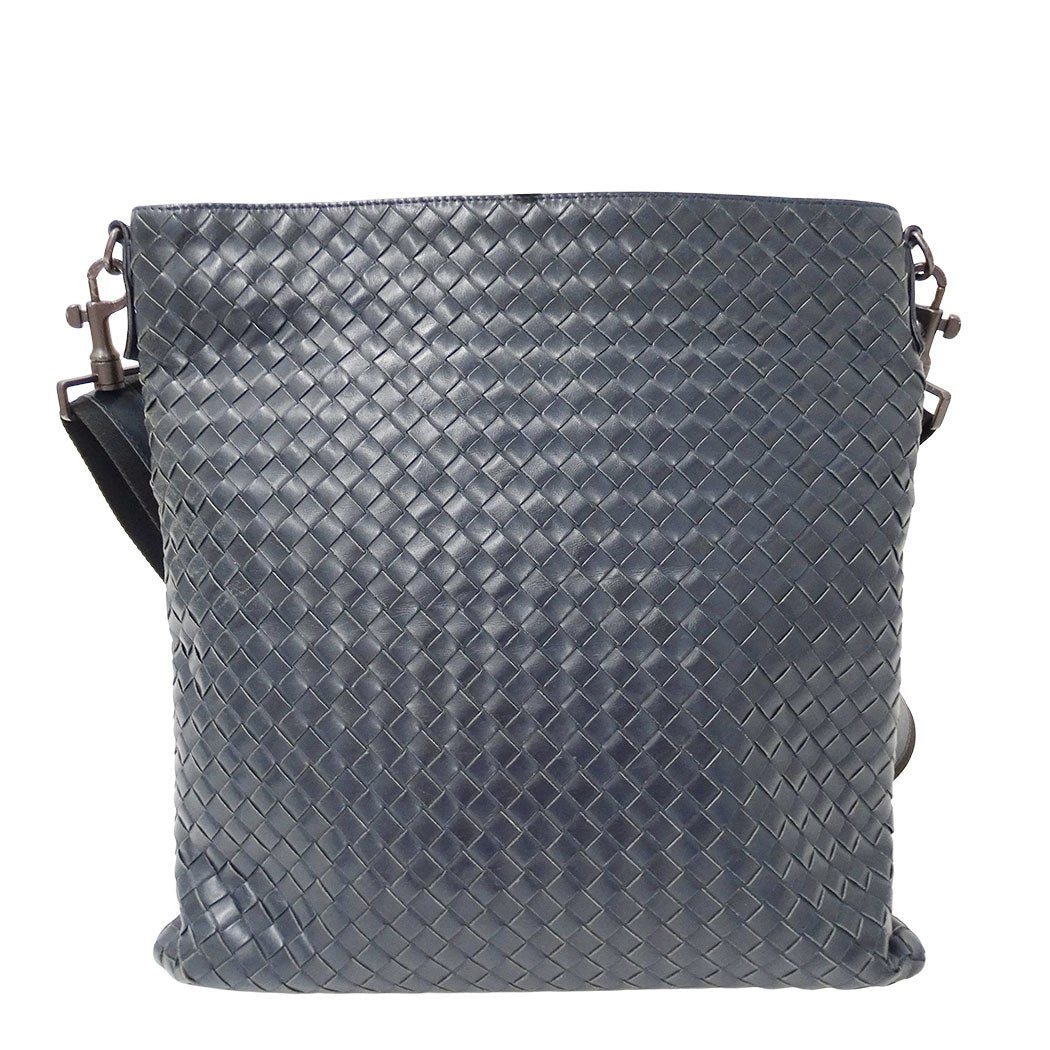 BOTTEGAVENETA ボッテガ・ヴェネタ ショルダーバッグ イントレチャート ネイビー レザー レディース 【中古】
